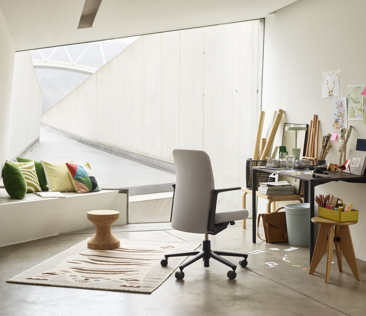 Vitra Pacific Chair