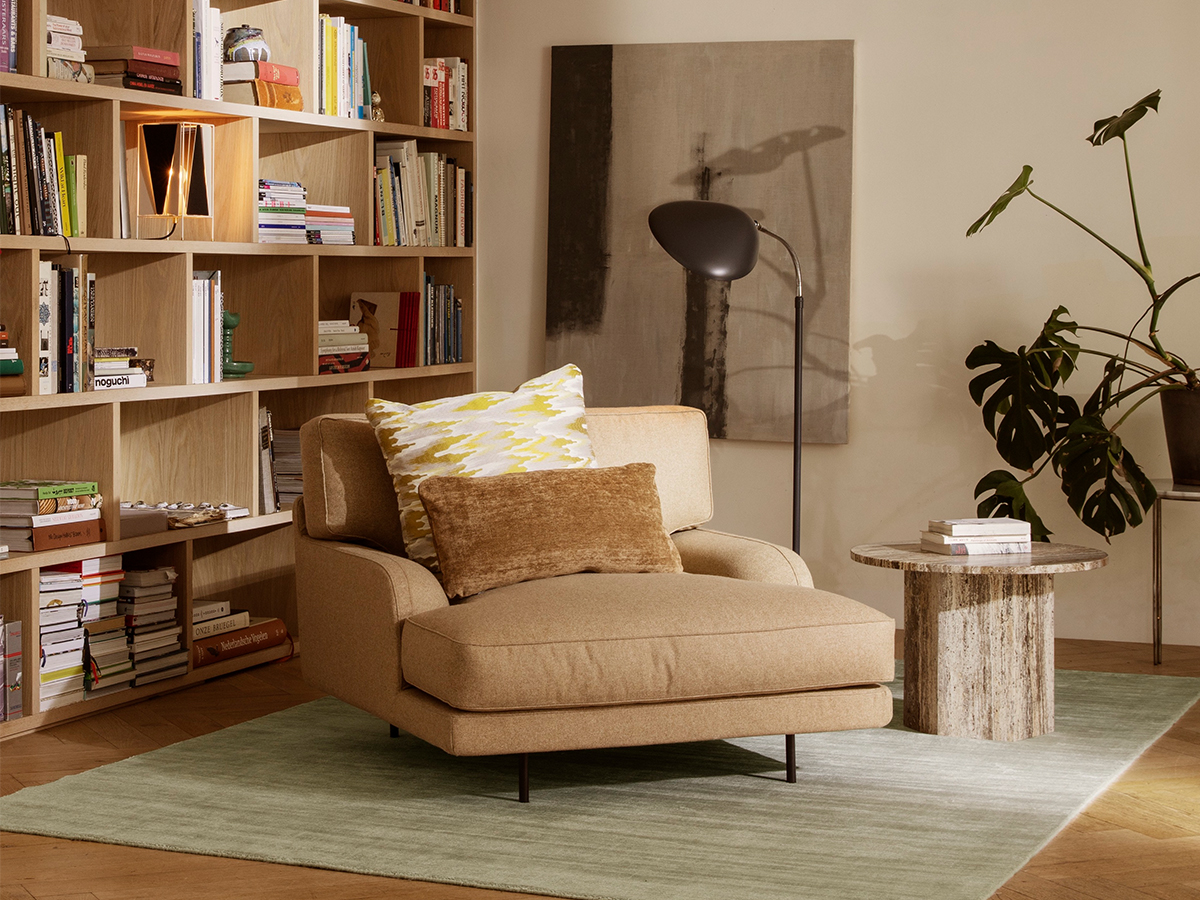 Flaneur loveseat GUBI