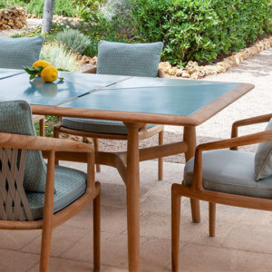 Poltrona Frau outdoor table