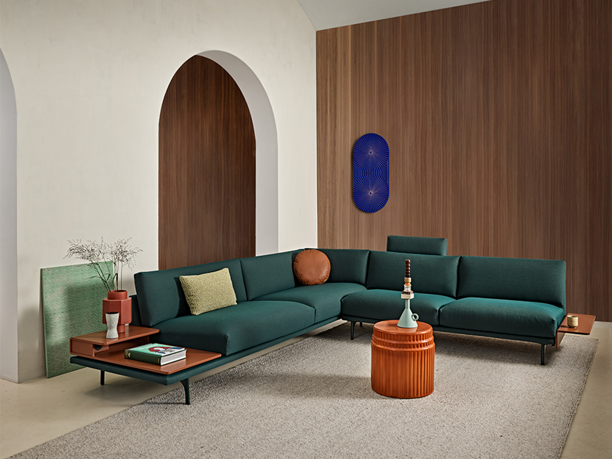 Montis Otis Sofa